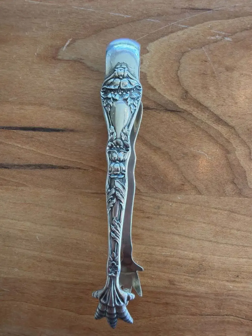 Manchester Silver Co. Sterling Silver Sugar Tongs Manchester Pattern 3.75
